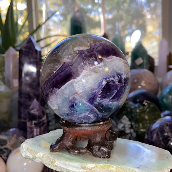 🔥SALE🔥 Rainbow Fluorite Crystal Sphere Sparkles And Rainbows! Watch The Video! - Picture 13 of 16